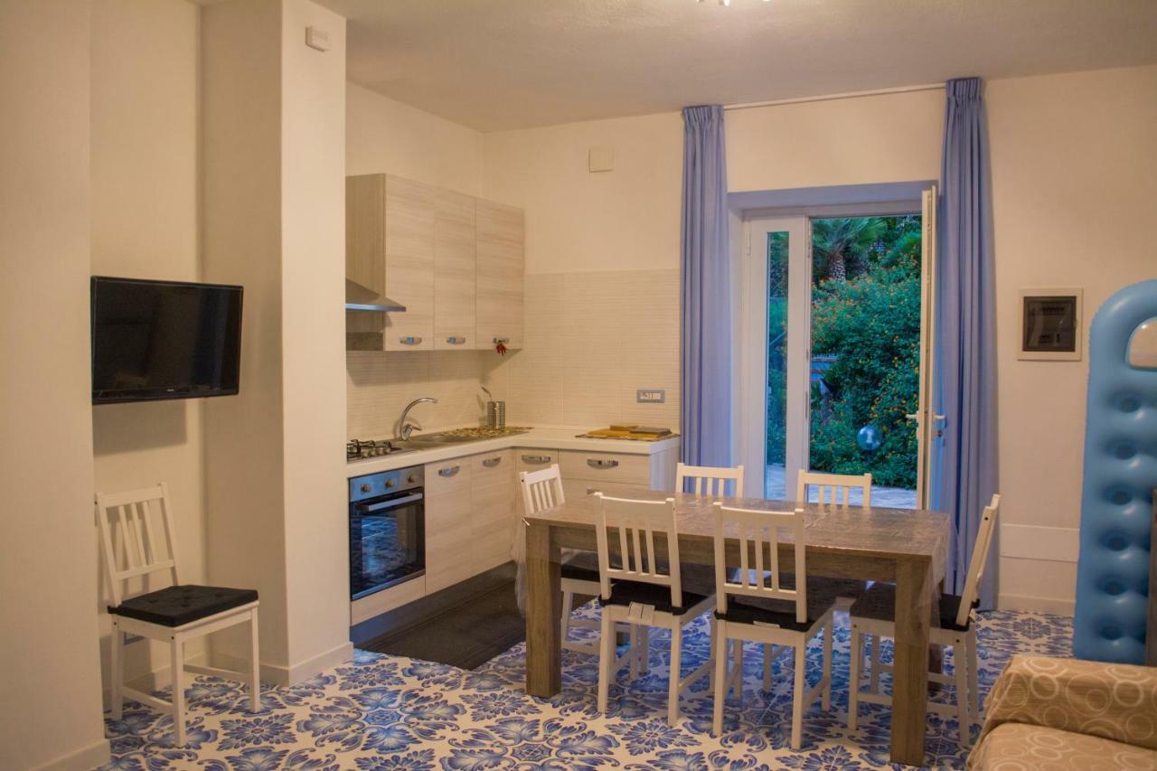 Villa Marylu' Ischia Esterno foto